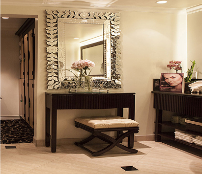 Luxurious And Relaxing Spa At Beverly Hills Plaza