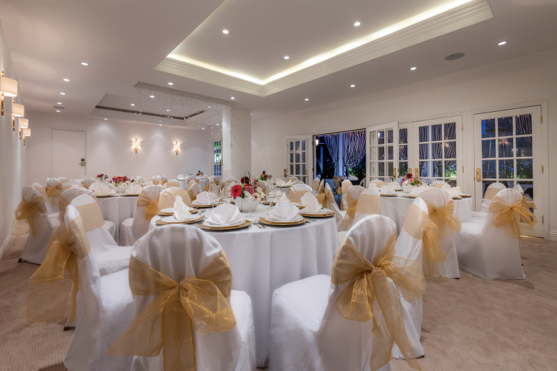 Beverly Hills Plaza Hotel & Spa - Banquet Room